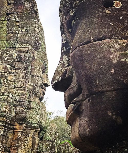 bayon-face